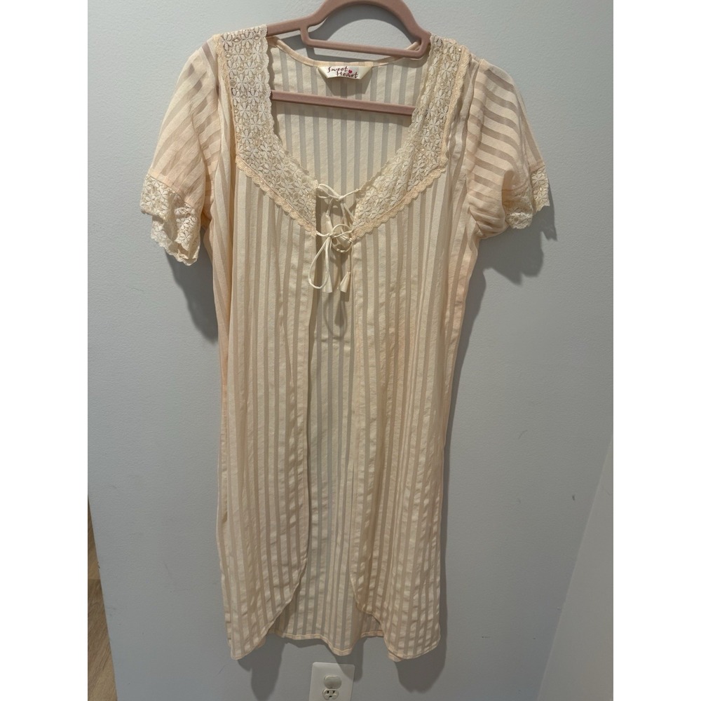 Vintage Sweet Heart Two Piece Nightgown And Slip Set